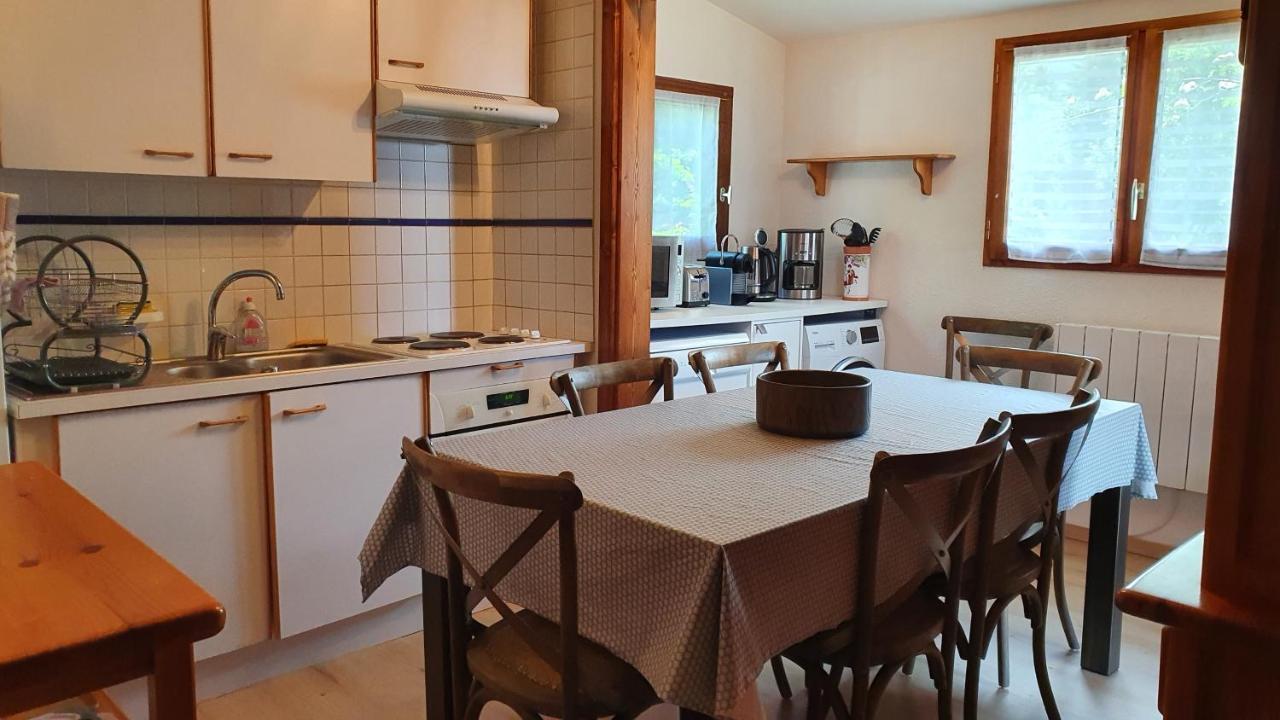 Chalet Individuel Les Sorbiers - 80M2 - Jardin - Barbecue - Wifi - Netflix - Ski & Randonnee - Pyrenees Catalanes Francaises - إينا المظهر الخارجي الصورة